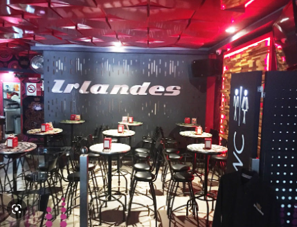Irlandés Café & Lounge